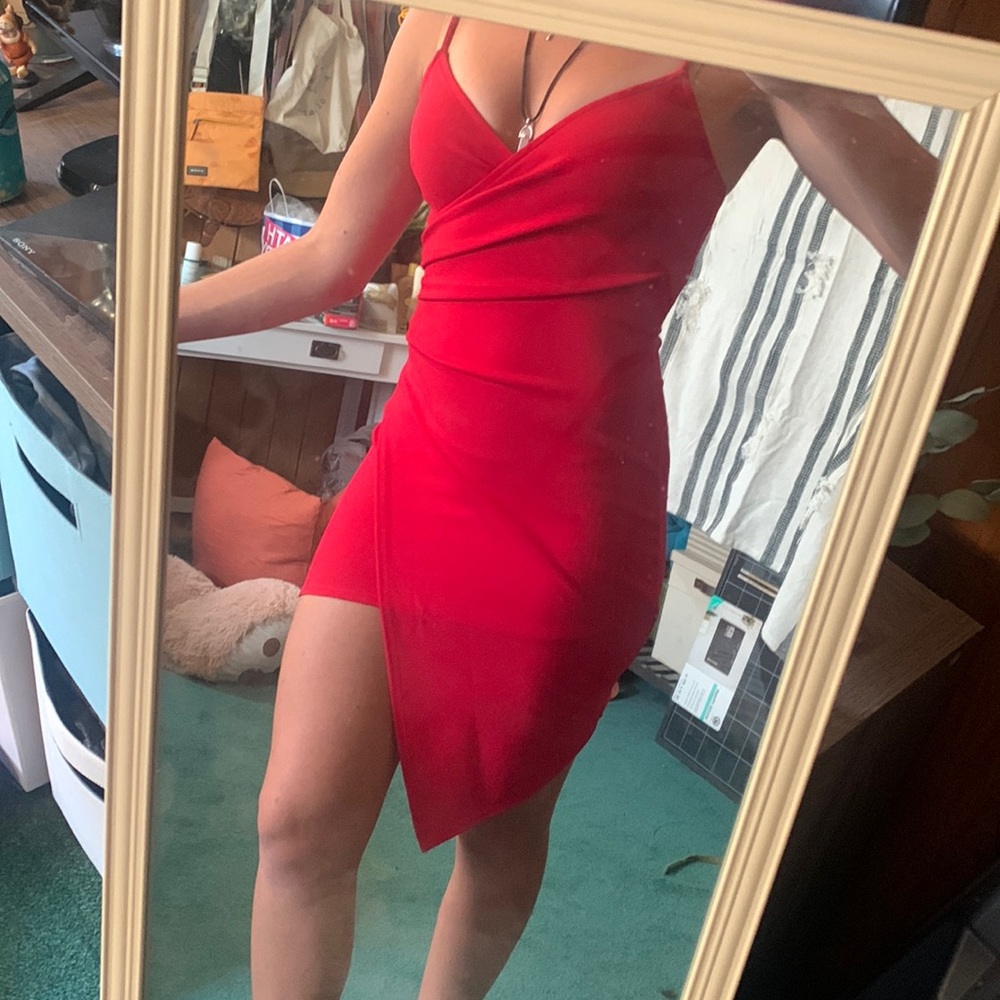 Windsor right red dress
